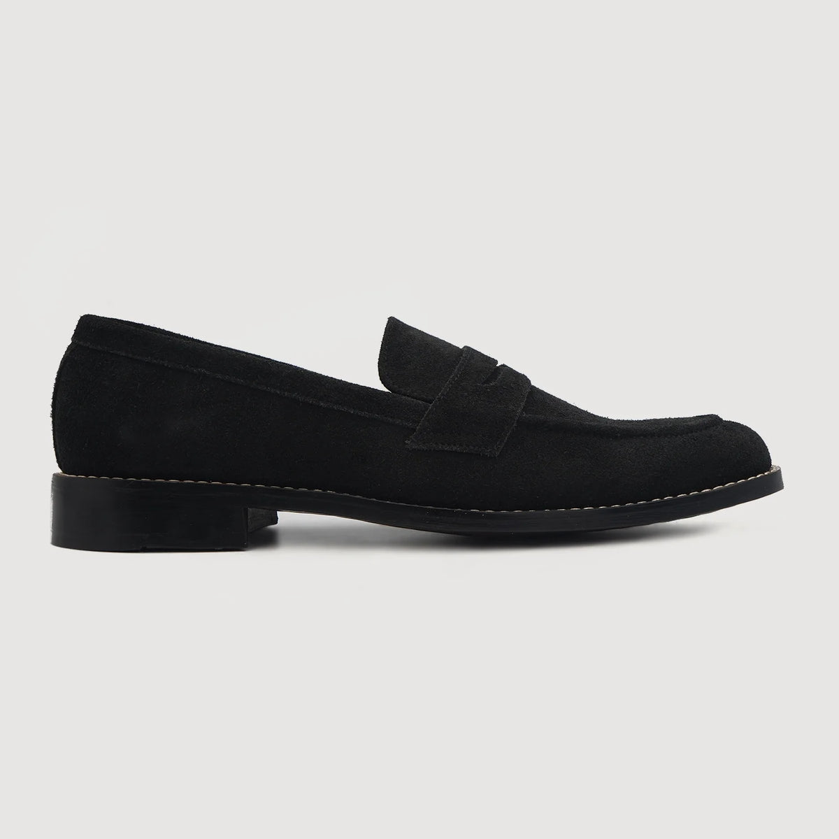 Black Goatskin Suede Leather Loafers - Κατασκευή ραφής Goodyear & λεπτομέρεια μύτης παπουτσιού