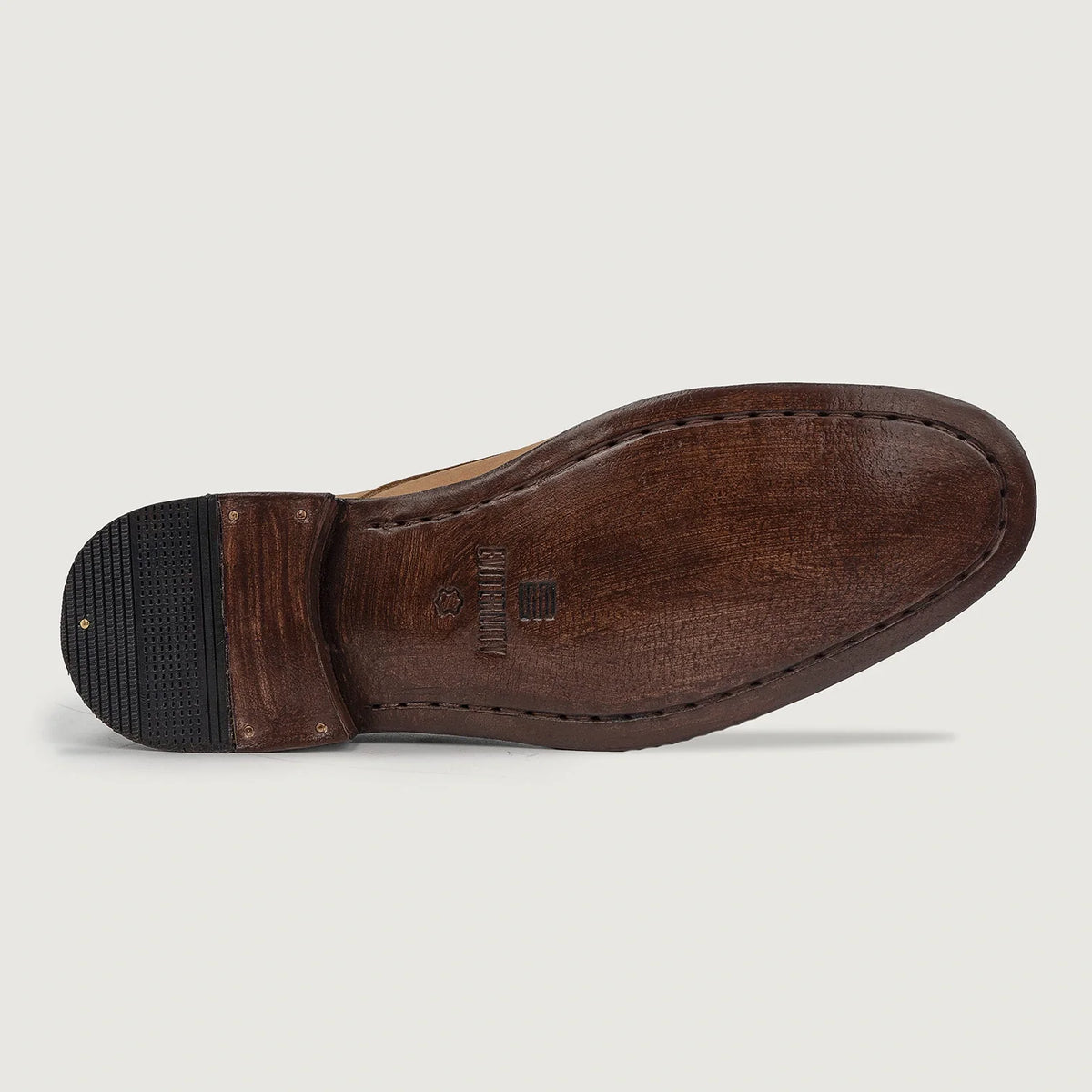 Cushioned Leather Insole & Ergonomic Arch Support Construction Detail