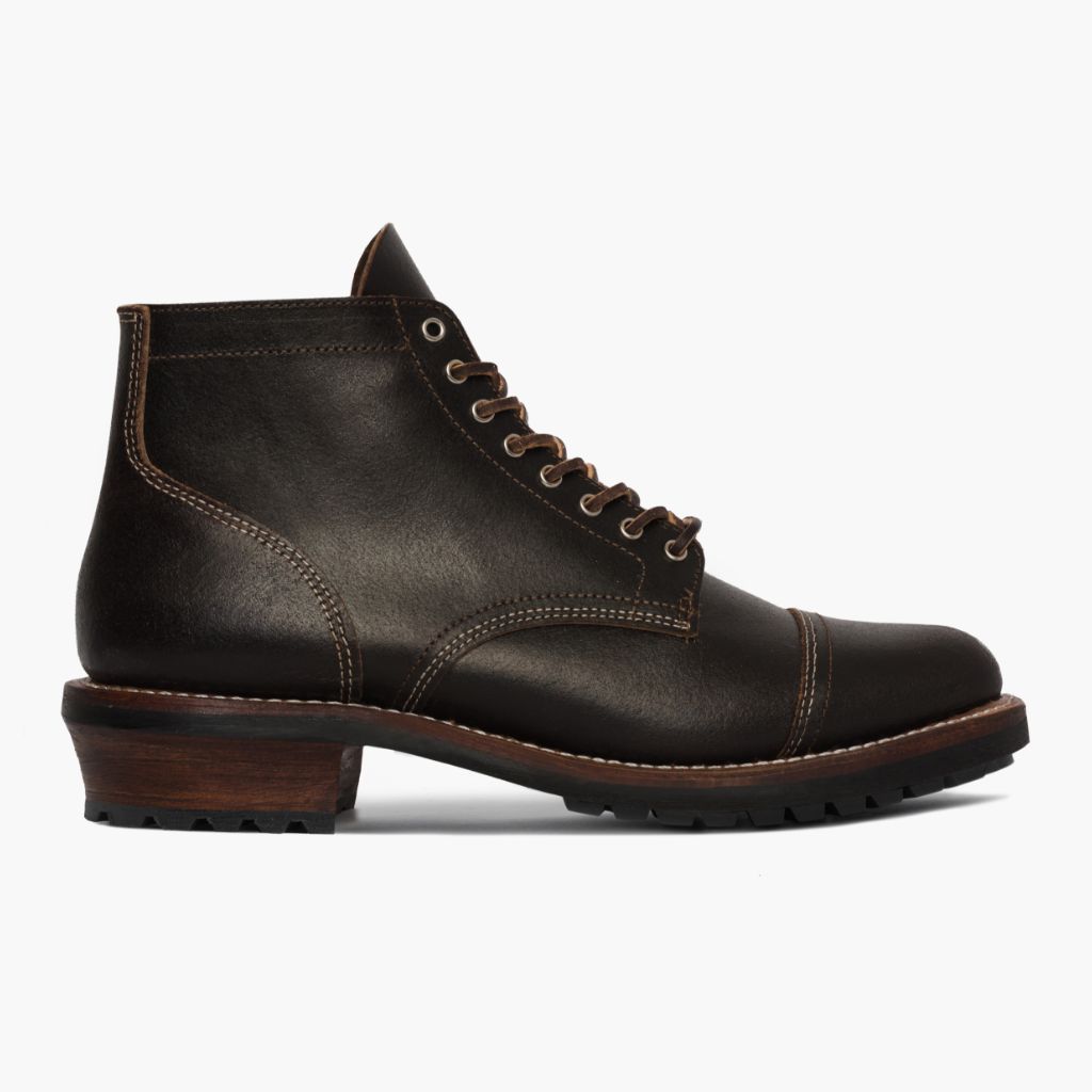 Classic Full-Grain leather Boots - Κατασκευή ραφής Goodyear & λεπτομέρεια μύτης παπουτσιού