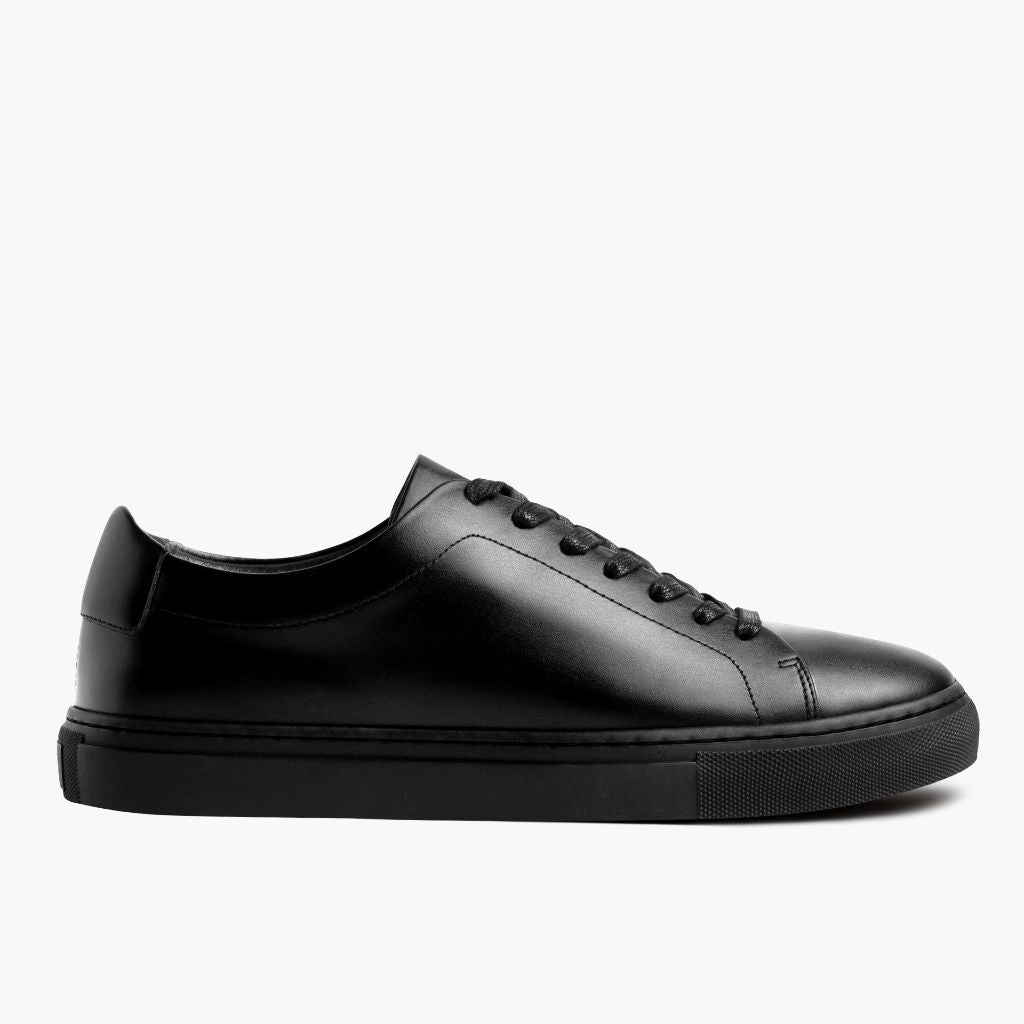 Black Full-Grain leather Sneakers - Κατασκευή ραφής Goodyear & λεπτομέρεια μύτης παπουτσιού