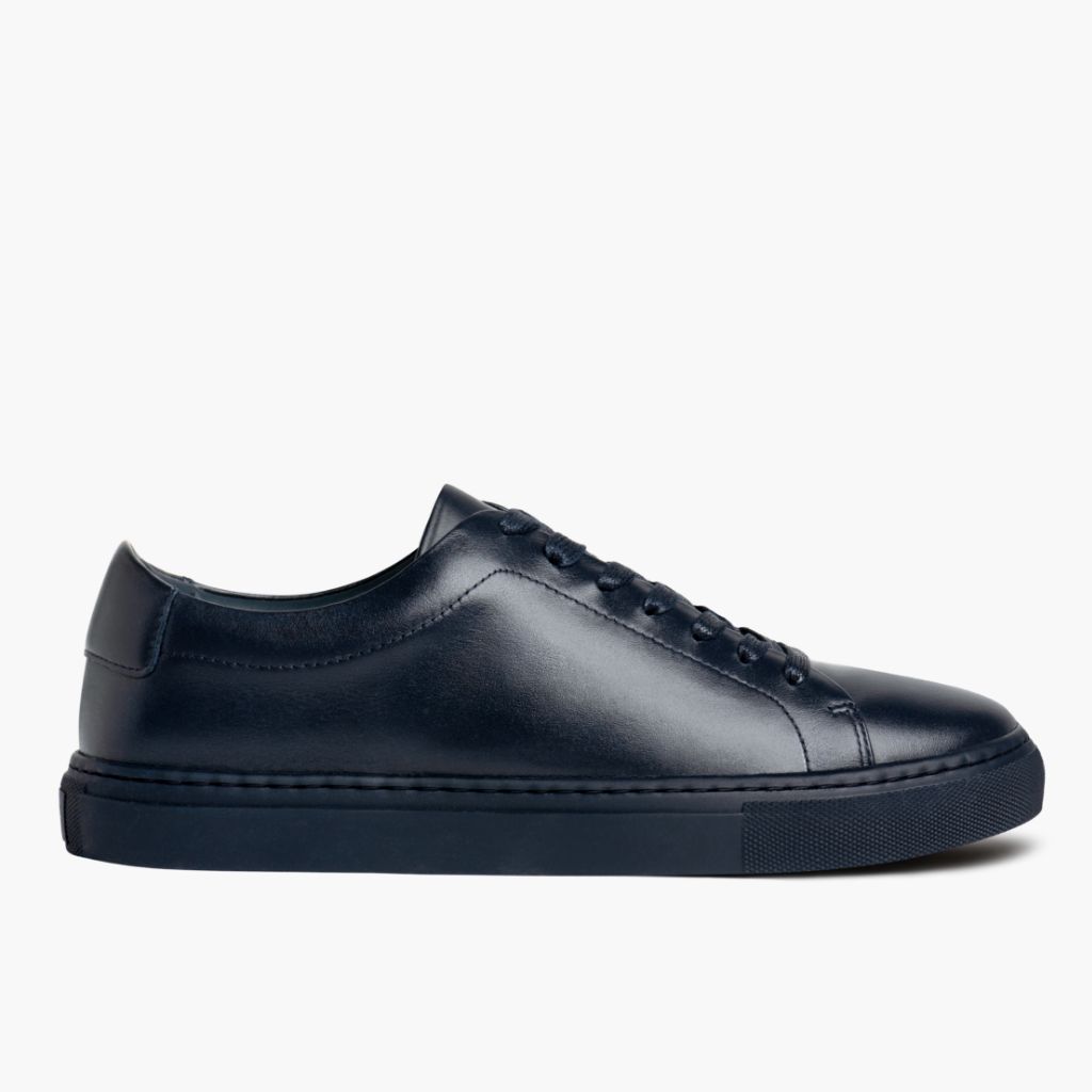 Navy Full-Grain leather Sneakers - Κατασκευή ραφής Goodyear & λεπτομέρεια μύτης παπουτσιού
