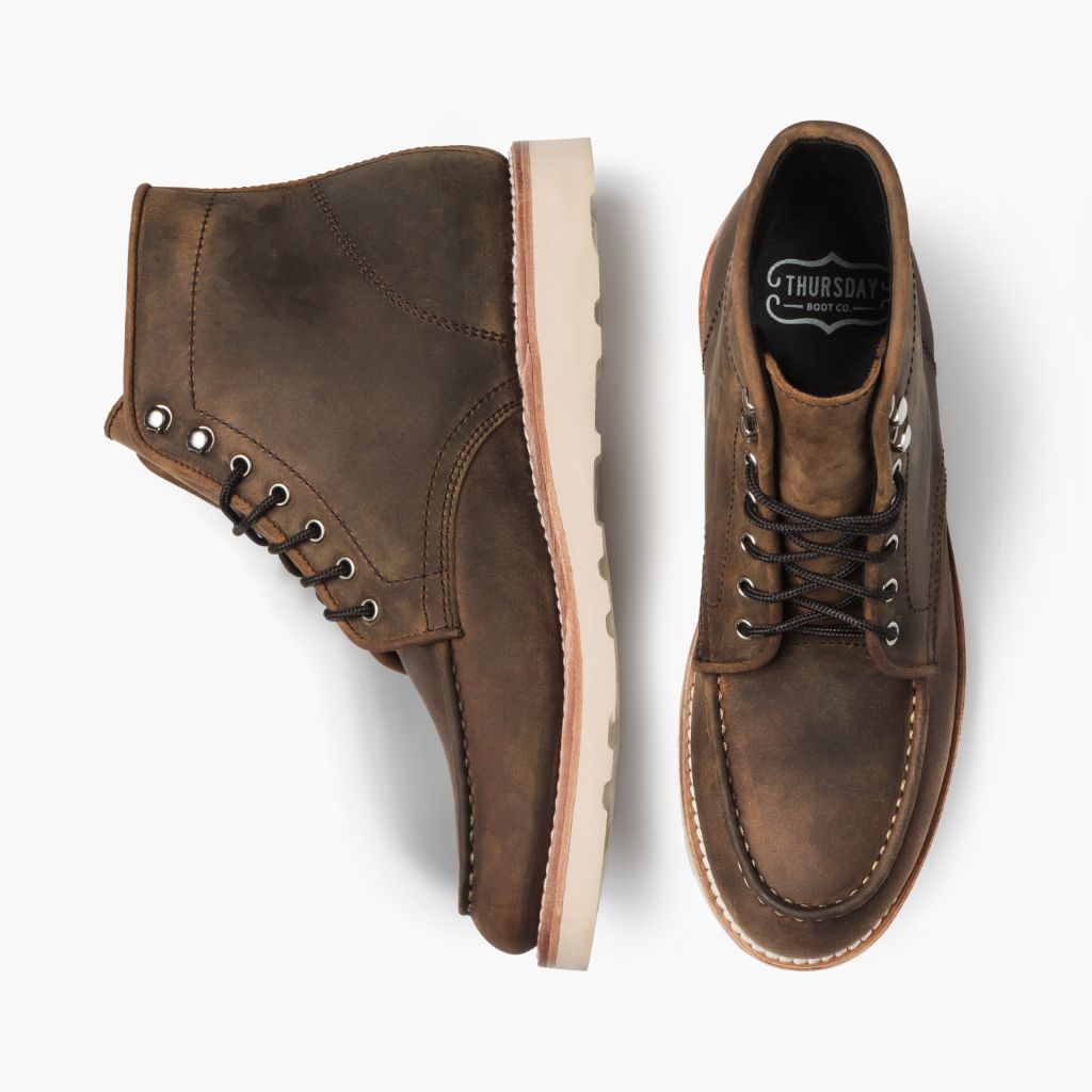 High-Traction Rubber Outsole & Lug Tread Pattern on Diplomat Burnt Copper Δερμάτινα μποτάκια Ανδρικό