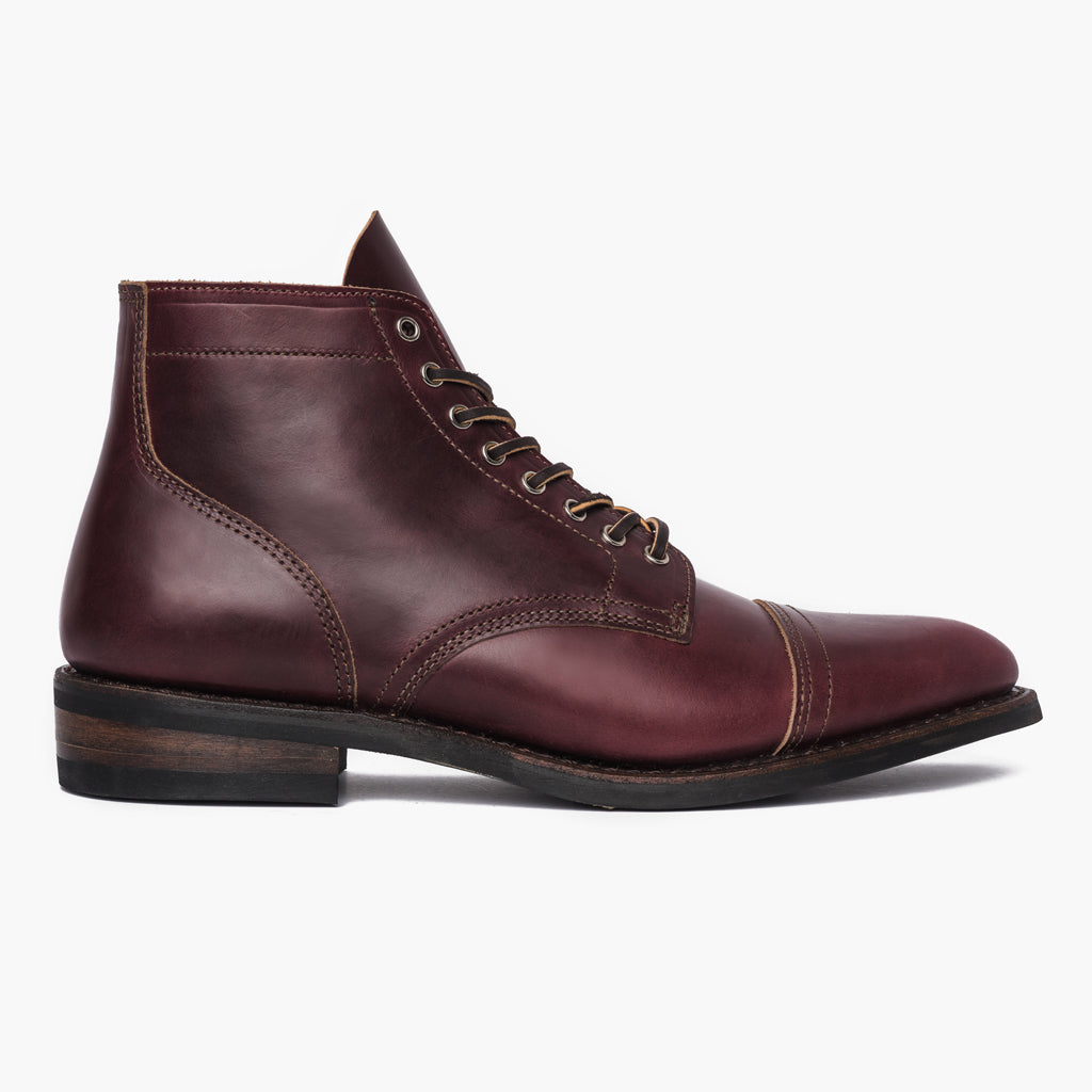Classic Full-Grain leather Boots - Κατασκευή ραφής Goodyear & λεπτομέρεια μύτης παπουτσιού