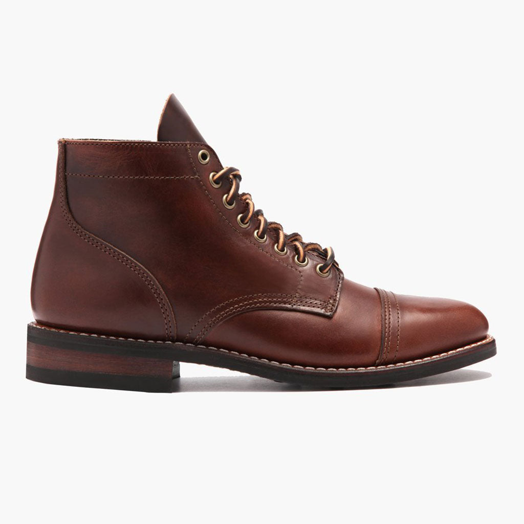 Classic Full-Grain leather Boots - Κατασκευή ραφής Goodyear & λεπτομέρεια μύτης παπουτσιού
