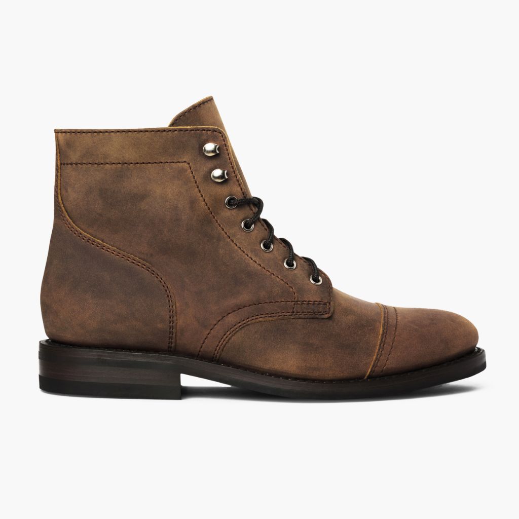 Classic Full-Grain leather Boots - Κατασκευή ραφής Goodyear & λεπτομέρεια μύτης παπουτσιού