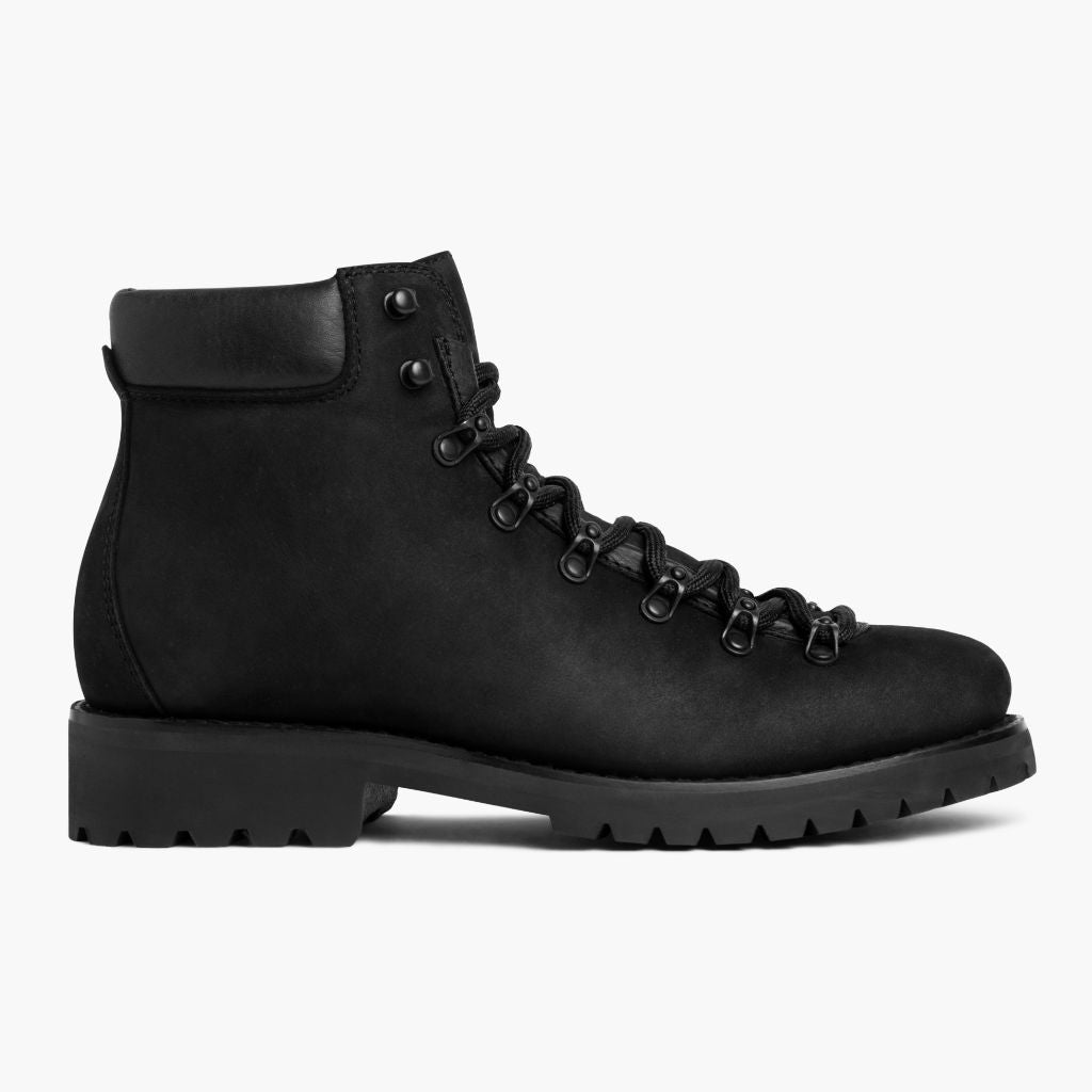 Black Full-Grain leather Boots - Κατασκευή ραφής Goodyear & λεπτομέρεια μύτης παπουτσιού