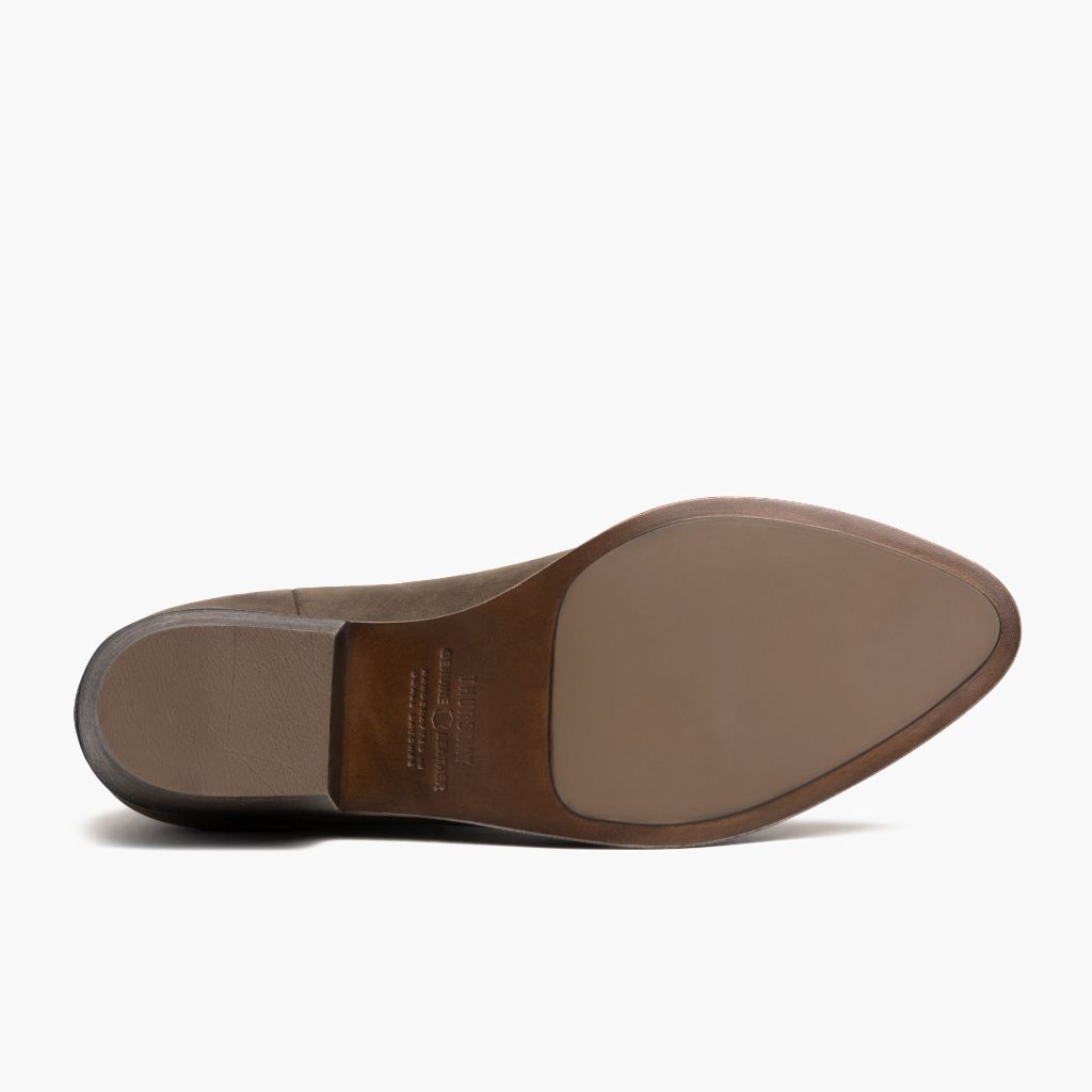 High-Traction Rubber Outsole & Lug Tread Pattern on Dreamer Bootie Tobacco Δερμάτινα μποτάκια Γυναικείο