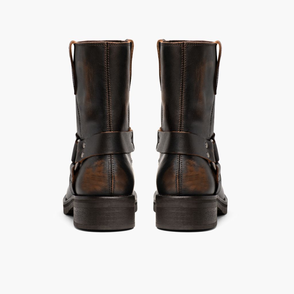 High-Traction Rubber Outsole & Lug Tread Pattern on Outlaw Vintage Καφέ Δερμάτινα μποτάκια Γυναικείο
