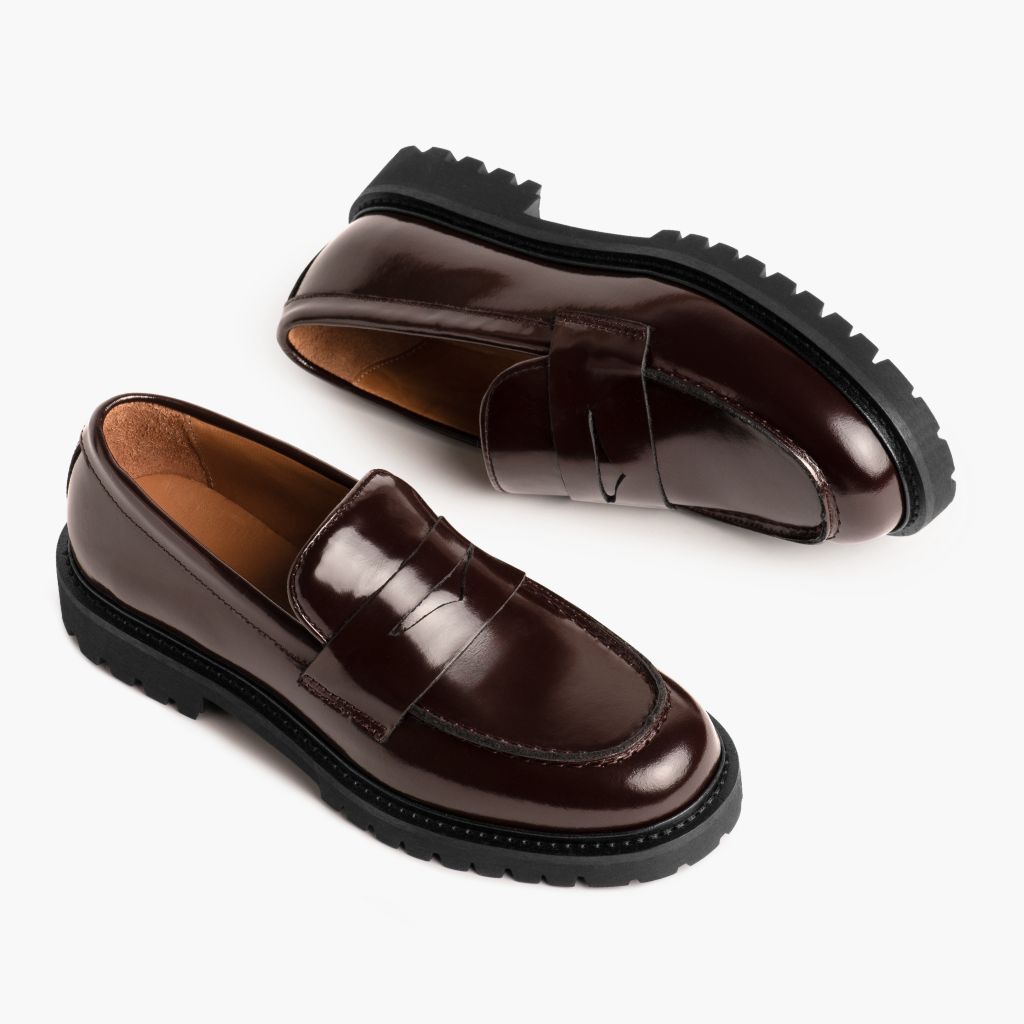 High-Traction Rubber Outsole & Lug Tread Pattern on Penny Βουργουνδίας Δερμάτινα μποτάκια Γυναικείο