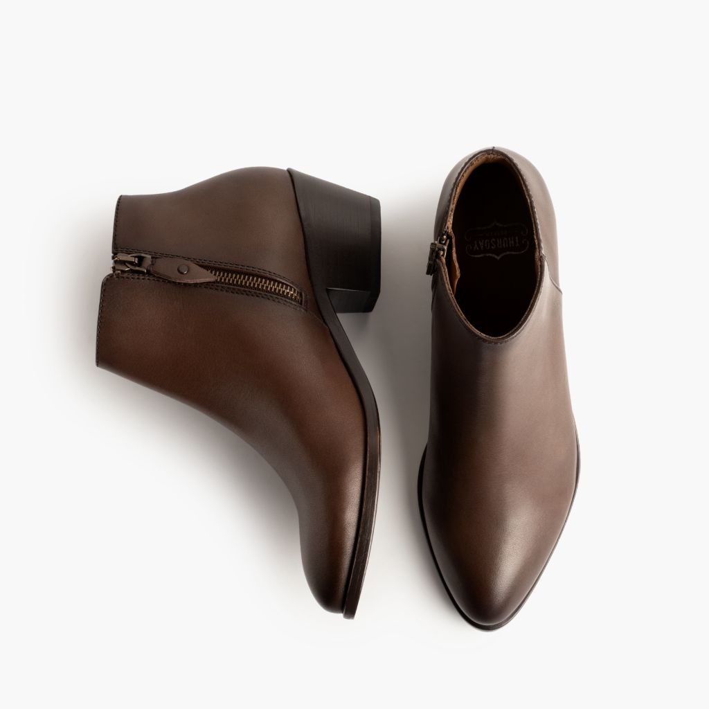 High-Traction Rubber Outsole & Lug Tread Pattern on Downtown Amaretto Δερμάτινα μποτάκια Γυναικείο