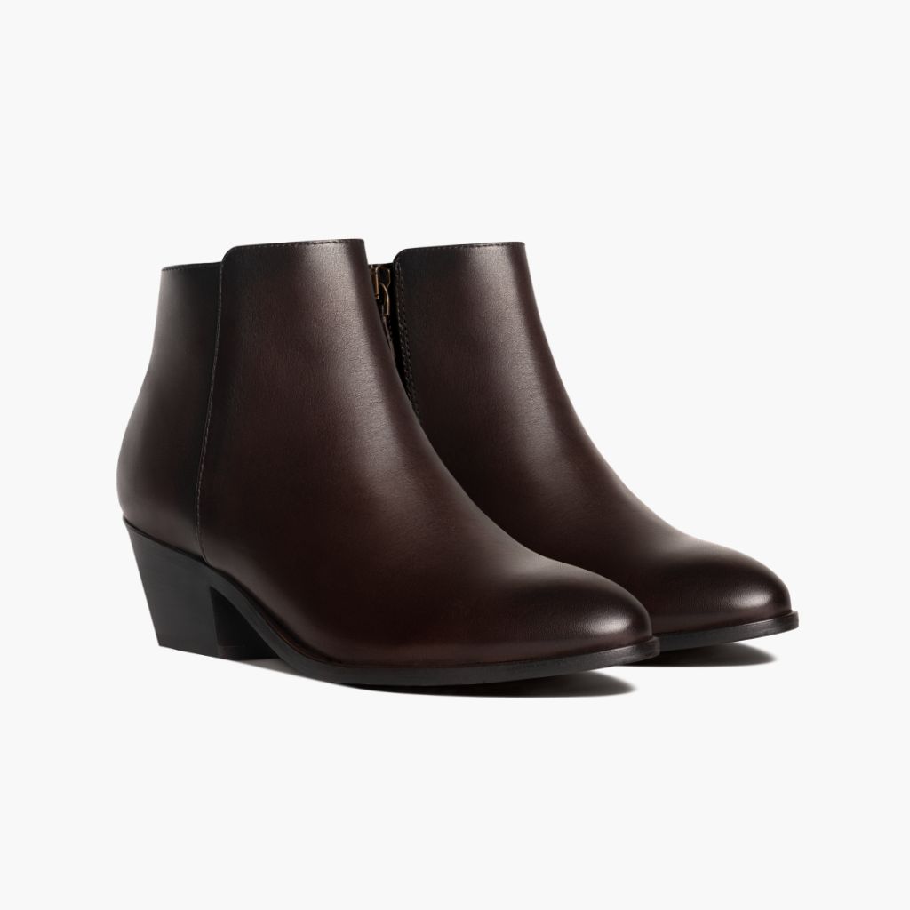 Classic Full-Grain leather Boots - Κατασκευή ραφής Goodyear & λεπτομέρεια μύτης παπουτσιού