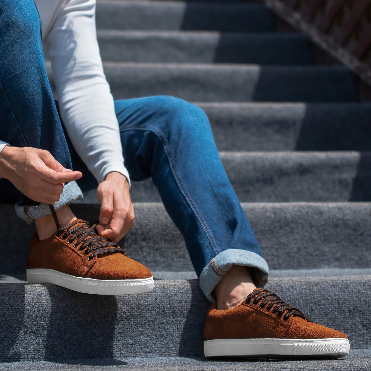 High-Traction Rubber Outsole & Lug Tread Pattern on Murphy Low Top Καφέ Suede Δερμάτινα sneakers Ανδρικό