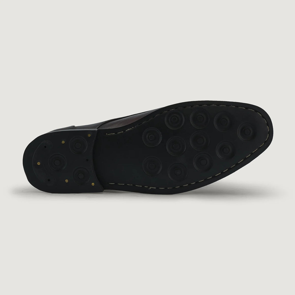 High-Traction Rubber Outsole & Lug Tread Pattern on Attorney Derby Burnished Καφέ Δερμάτινα παπούτσια Ανδρικό For Men