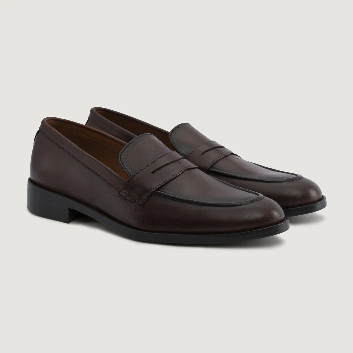 Baxton Burnished Καφέ Δερμάτινα μοκασίνια Ανδρικό For Men in Burnished Brown Full-Grain Leather - Πλαϊνή όψη | Αγορά online