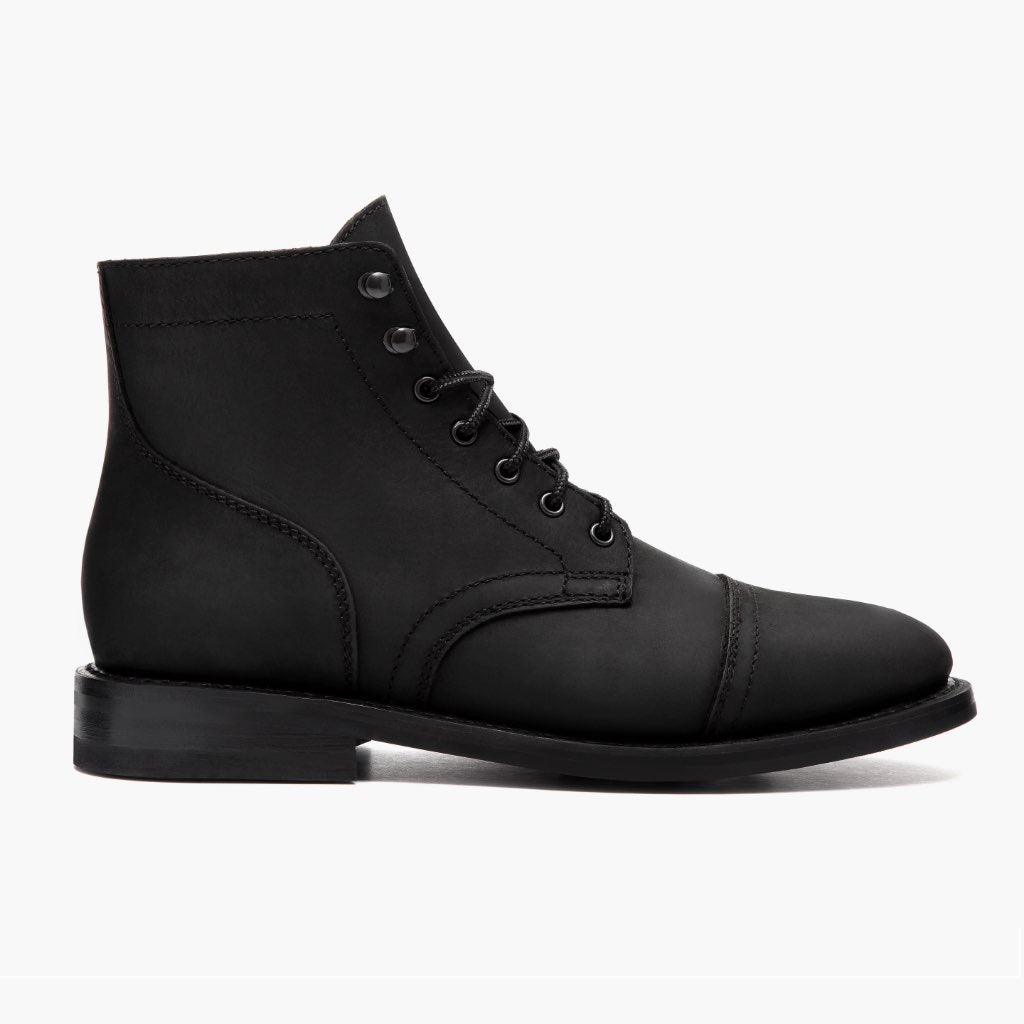 Black Full-Grain leather Boots - Κατασκευή ραφής Goodyear & λεπτομέρεια μύτης παπουτσιού