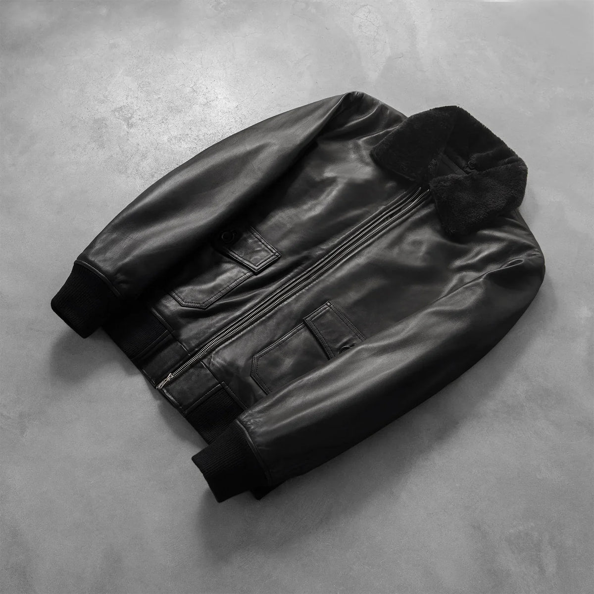 
Rib Knit & Hem Craftsmanship Construction Detail on Airin G-1 Μαύρο Δερμάτινο Μπουφάν Bomber Ανδρικό