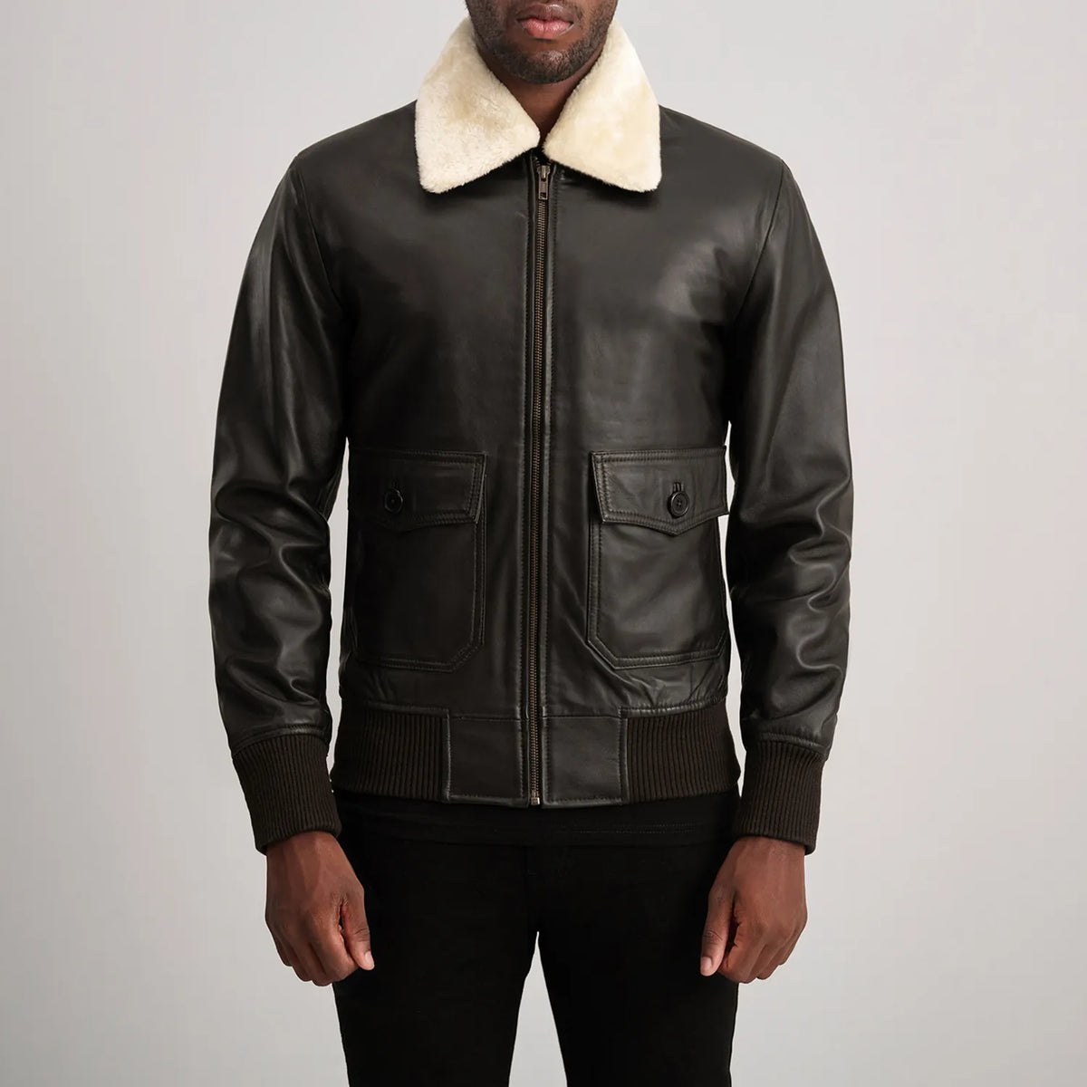 
Κοντινό πλάνο λεπτομέρειας of Shirt with Removable Fur & Zipper Hardware on Airin G-1 Καφέ & Cream Δερμάτινο Μπουφάν Bomber Ανδρικό