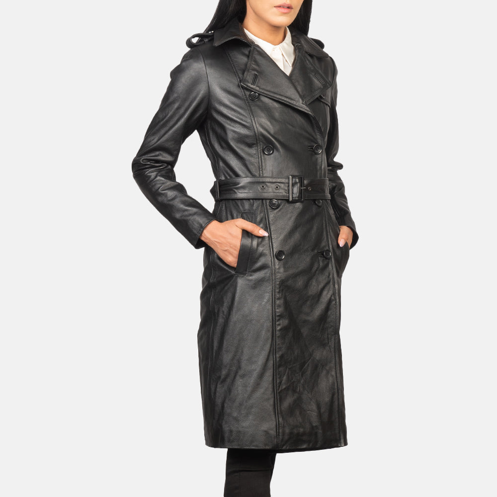 
Κοντινό πλάνο λεπτομέρειας of Notch & Buttons Hardware on Alice Black Double Breasted Leather Coat