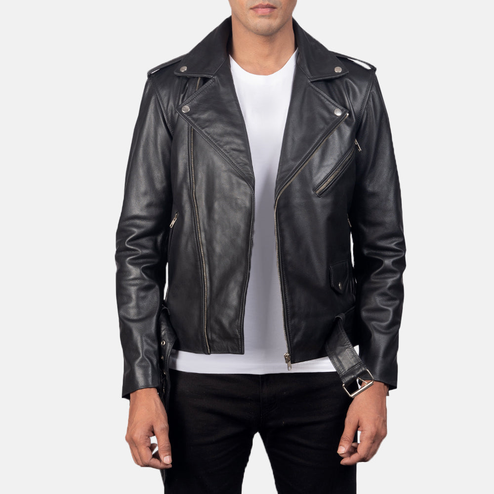 
Allaric Alley Black Leather Biker Jacket in Black Cowhide Leather - Μπροστινή όψη & εφαρμοστή σιλουέτα | Αγορά online