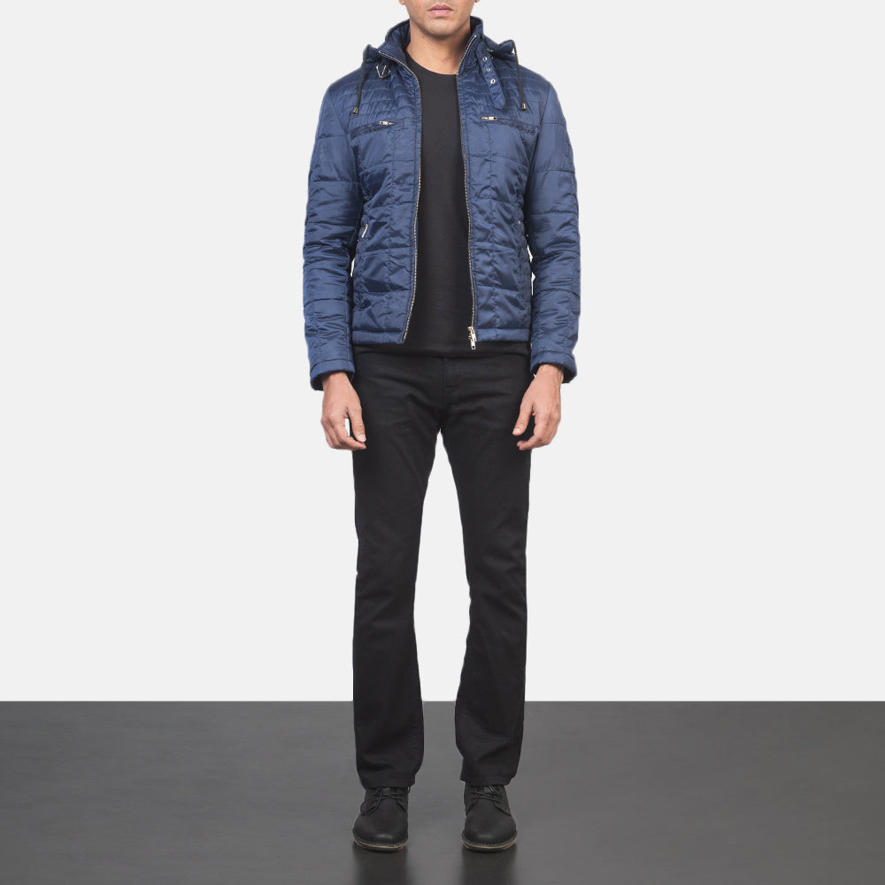 
Κοντινό πλάνο λεπτομέρειας of High neck with Belt & Zipper Hardware on Alps Quilted Blue Windbreaker Jacket