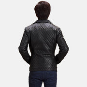 
Κοντινό πλάνο λεπτομέρειας of Notch & Zipper Hardware on Μαύρο με Τρουκς Δερμάτινο Μπουφάν Biker Ανδρικό