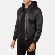 
Black Cowhide Leather Bomber Jacket - Πίσω όψη με εφαρμογή στους ώμους & καθαρό στρίφωμα