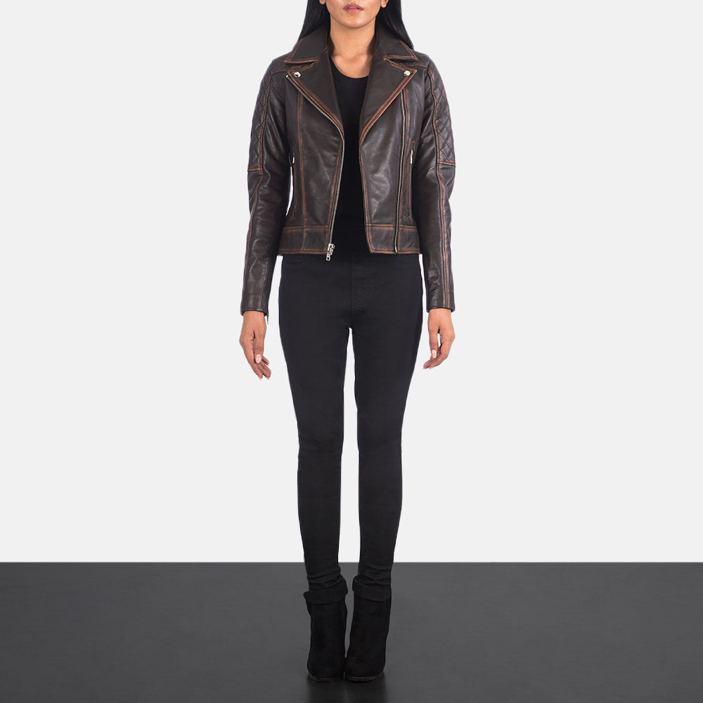 
Carolyn Quilted Vintage Brown Biker Jacket - Πλαϊνή όψη που αναδεικνύει το κόψιμο των μανικιών