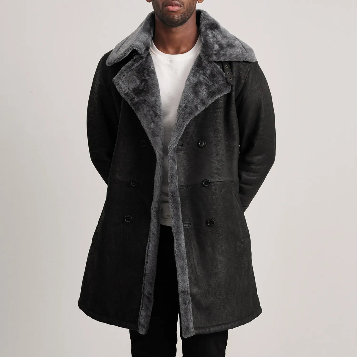 
Charles Brown Suede Leather Shearling Double-Breasted Coat in Brown Goatskin Suede - Μπροστινή όψη & εφαρμοστή σιλουέτα | Αγορά online