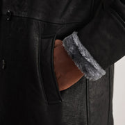 
Εσωτερική επένδυση Showing Fully Faux Fur-Lined & Δύο λειτουργικές εσωτερικές τσέπες