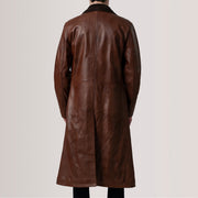 
Κοντινό πλάνο λεπτομέρειας of Notch & Button Hardware on Charlton Waxed Καφέ Leather Single Breasted Δερμάτινο Παλτό Ανδρικό For Men