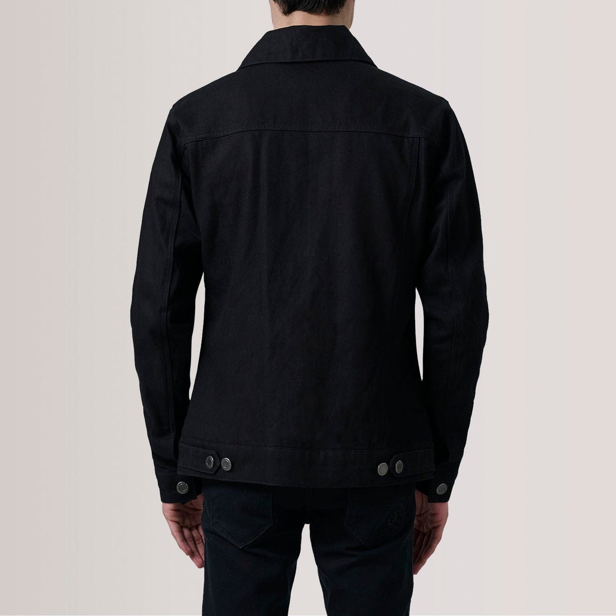 
Κοντινό πλάνο λεπτομέρειας of Classic Collar & Heavy-Duty Zipper Hardware on Conard Μαύρο Denim Trucker Δερμάτινο Μπουφάν Ανδρικό For Men