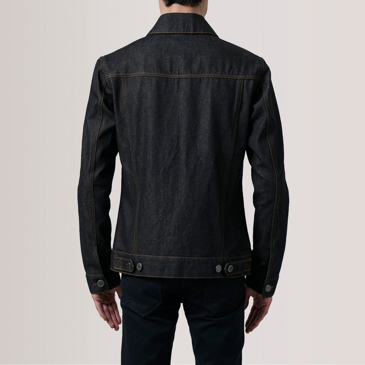 
Κοντινό πλάνο λεπτομέρειας of Classic Collar & Heavy-Duty Zipper Hardware on Conard Faded Μαύρο Denim Trucker Δερμάτινο Μπουφάν Ανδρικό For Men