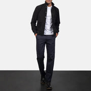 
Κοντινό πλάνο λεπτομέρειας of Knit Rib & Button Hardware on Eaton Brown Suede Bomber Jacket