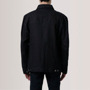 
Κοντινό πλάνο λεπτομέρειας of Classic Collar & Heavy-Duty Zipper Hardware on Eddie Μαύρο Oversized Denim Trucker Δερμάτινο Μπουφάν Ανδρικό For Men