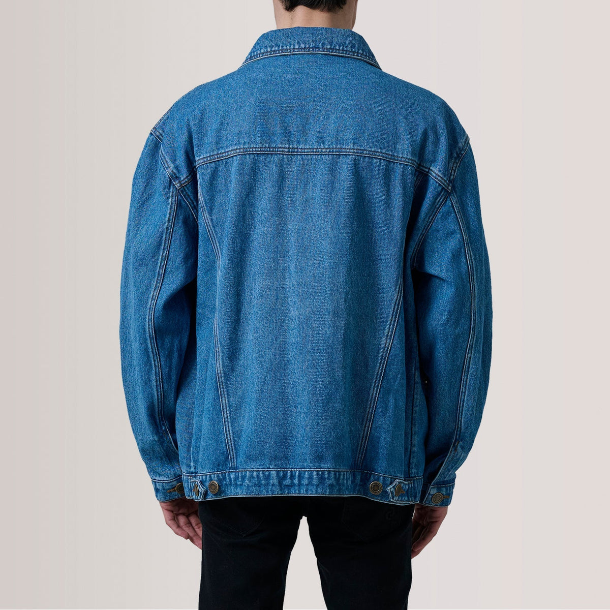 
Κοντινό πλάνο λεπτομέρειας of Classic Collar & Heavy-Duty Zipper Hardware on Eddie Dark Μπλε Oversized Denim Trucker Δερμάτινο Μπουφάν Ανδρικό For Men