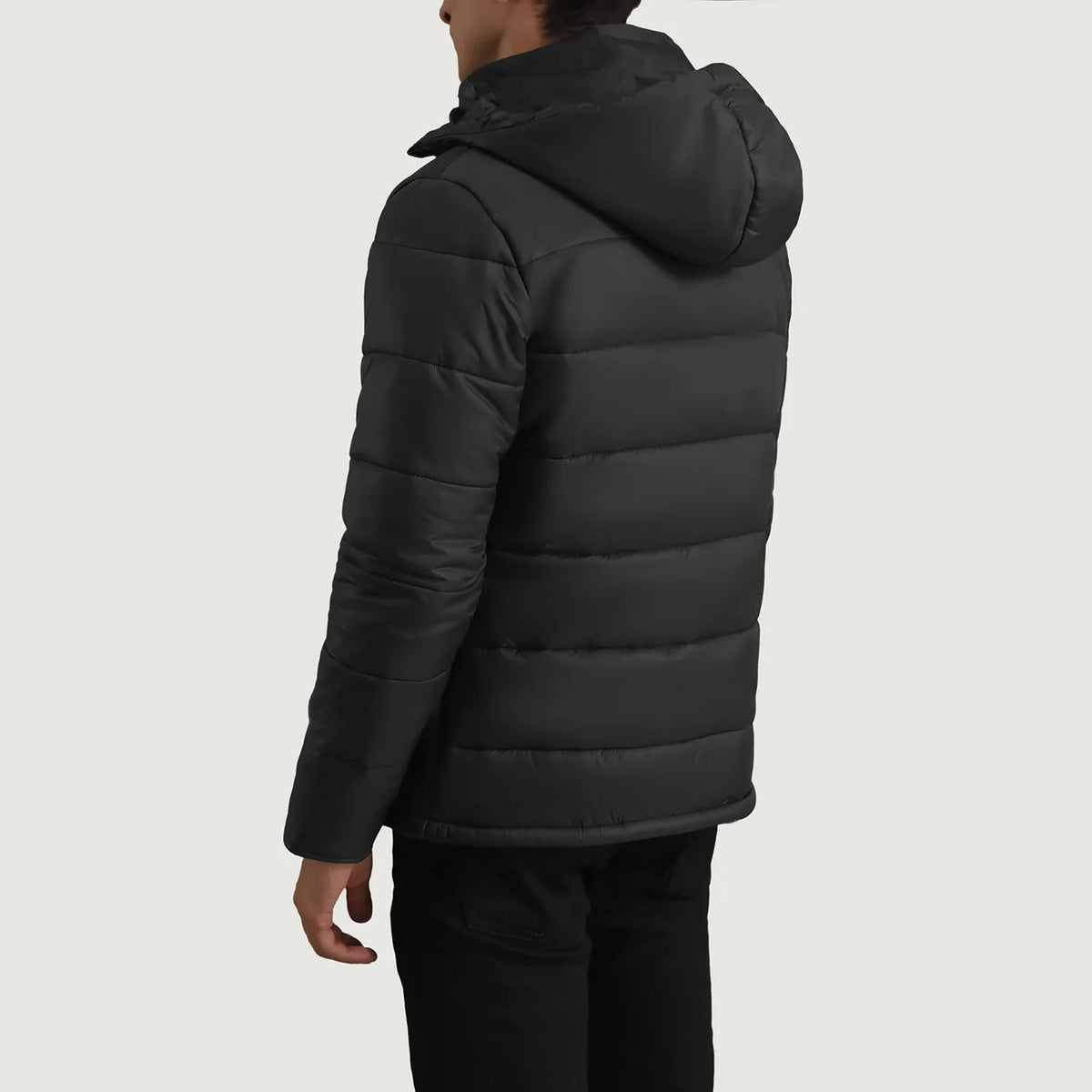 
Κοντινό πλάνο λεπτομέρειας of Classic Collar & Zipper With Wind Flap Hardware on Erico Μαύρο Hooded Puffer Δερμάτινο Μπουφάν Ανδρικό