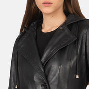 
Εσωτερική επένδυση Showing Quilted Polyester Lining & Δύο λειτουργικές εσωτερικές τσέπες