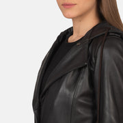 
Εσωτερική επένδυση Showing Quilted Polyester Lining & Δύο λειτουργικές εσωτερικές τσέπες