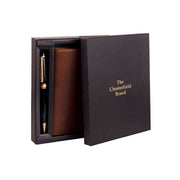 
Κοντινό πλάνο λεπτομέρειας of Classic Collar & Heavy-Duty Zipper Hardware on Giftset Leather Writing Case and Pen (Passport holder)
