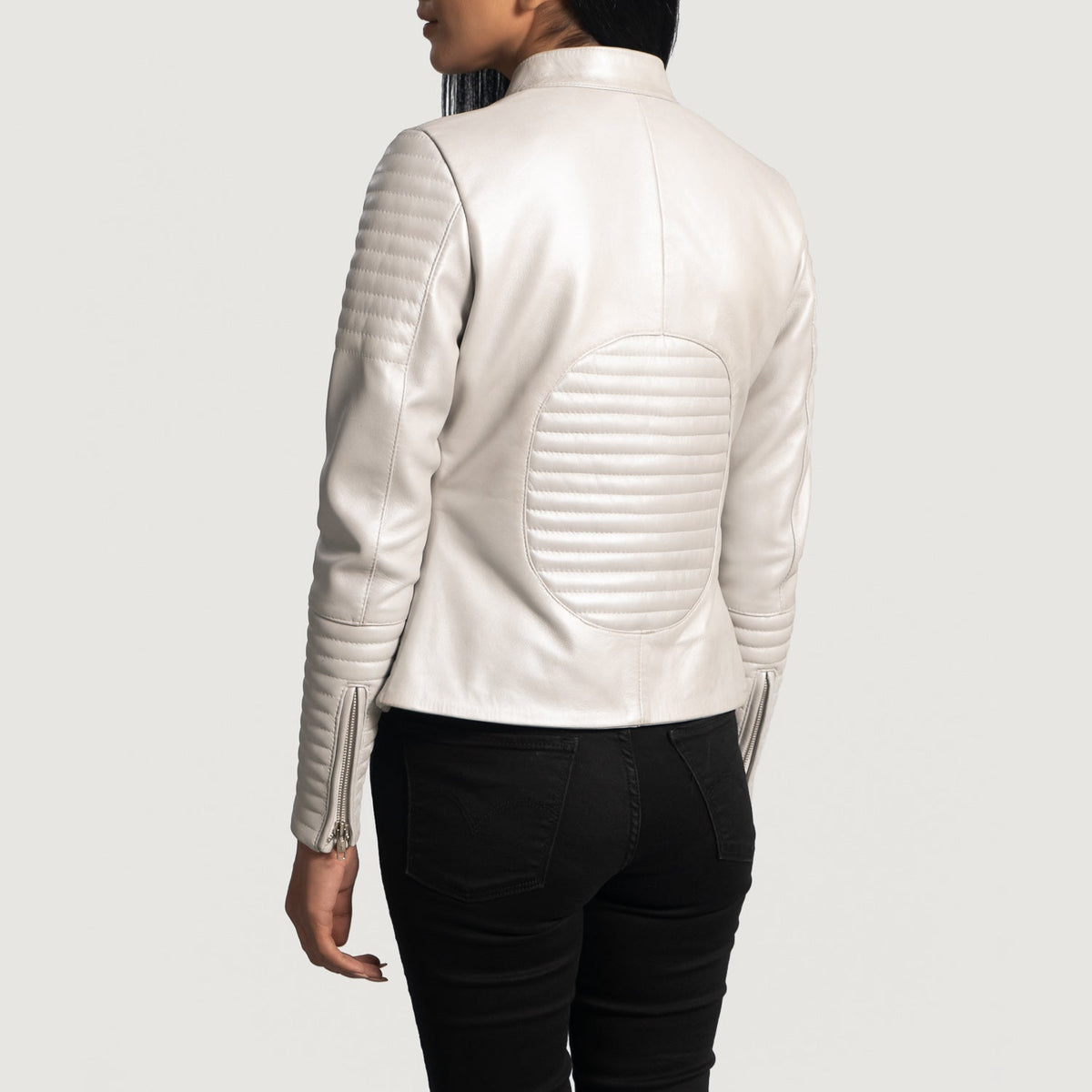 
Authentic Sheepskin Leather with Aniline Finish Grain Texture & Heavy-Duty Seam Stitching Detail