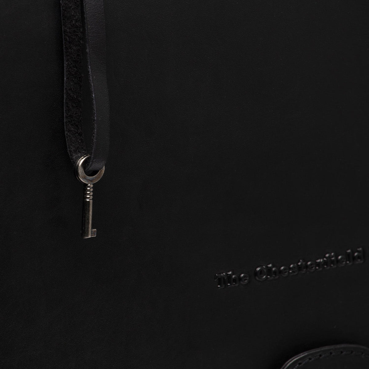 
Εσωτερική επένδυση Showing Dedicated Padded Laptop Sleeve & Multi-Compartment Organization