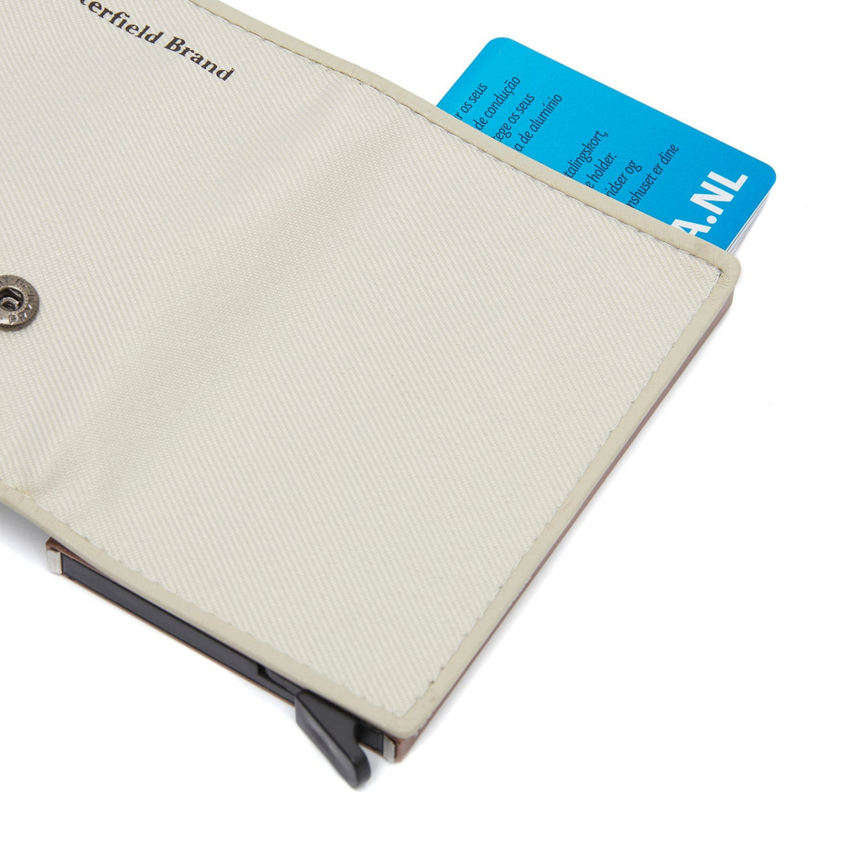 
Εσωτερική επένδυση Showing Dedicated Padded Laptop Sleeve & Multi-Compartment Organization
