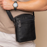 
Classic 100% Full-Grain leather Bag - Πίσω όψη με ενισχυμένους δερμάτινους ιμάντες