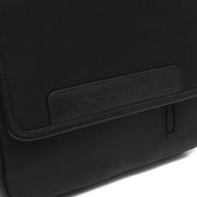 
Εσωτερική επένδυση Showing Dedicated Padded Laptop Sleeve & Multi-Compartment Organization