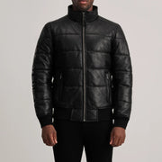 
Κοντινό πλάνο λεπτομέρειας of High neck & Zipper Hardware on Lucas Blue Leather Puffer Bomber Jacket