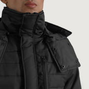 
Εσωτερική επένδυση Showing Quilted Viscose Lining & Δύο λειτουργικές εσωτερικές τσέπες