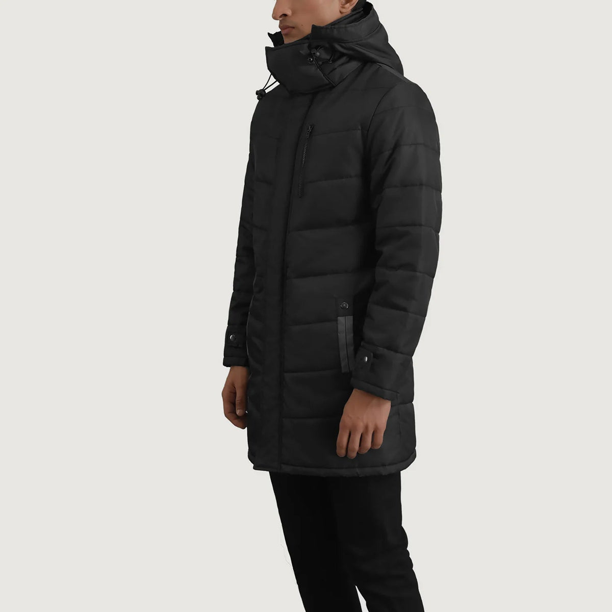 
Black Full-Grain Leather Hooded Jacket - Πίσω όψη με εφαρμογή στους ώμους & καθαρό στρίφωμα