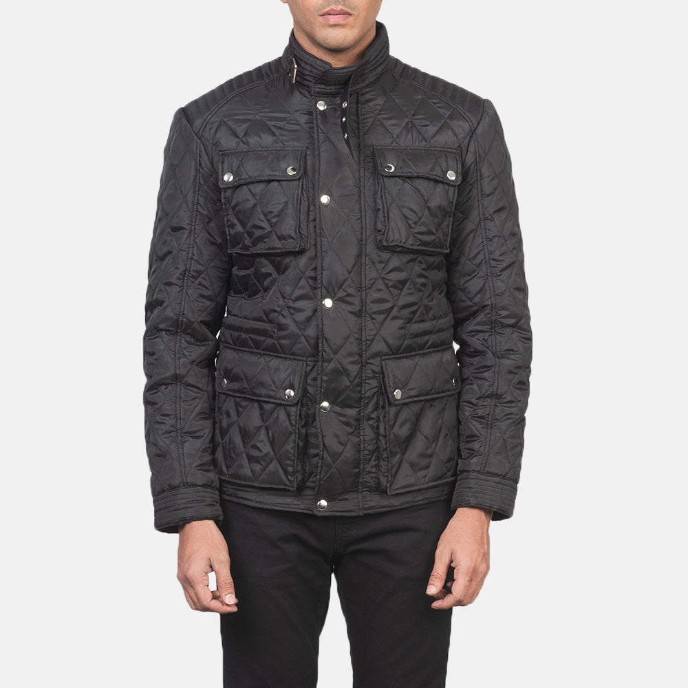 Κοντινό πλάνο λεπτομέρειας of Belted Band & Zipper with Front Button Flap Hardware on Nelson Quilted Black Windbreaker Jacket