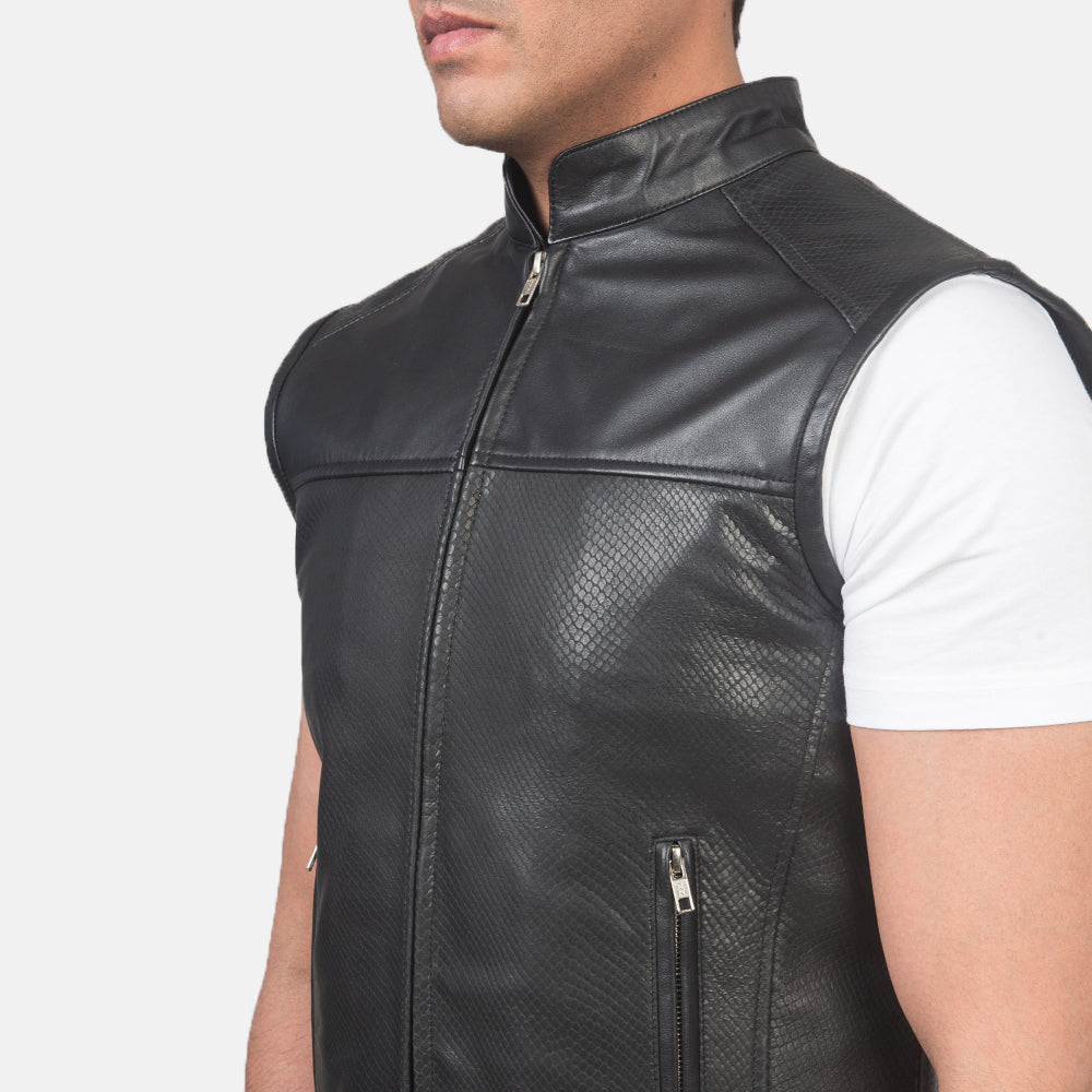 
Εσωτερική επένδυση Showing Quilted Polyester Lining & Δύο λειτουργικές εσωτερικές τσέπες