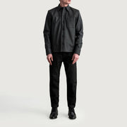 
Κοντινό πλάνο λεπτομέρειας of Shirt & Buttons Hardware on Scout Tumbled Μαύρο Leather Shirt Ανδρικό